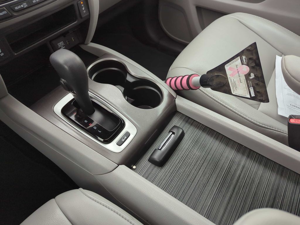 2017 Honda Pilot Image 22