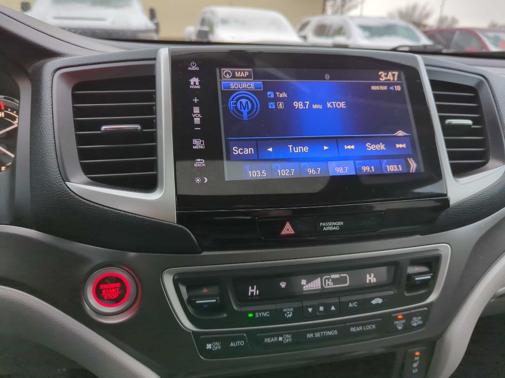 2017 Honda Pilot Image 23