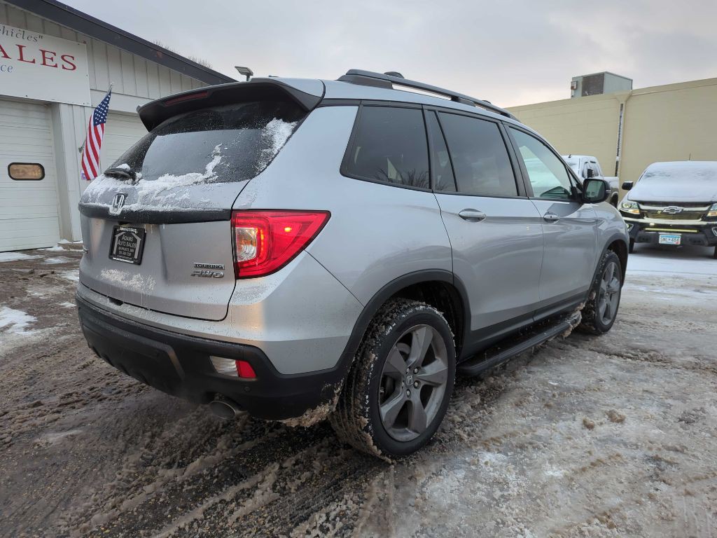2019 Honda Passport Image 2