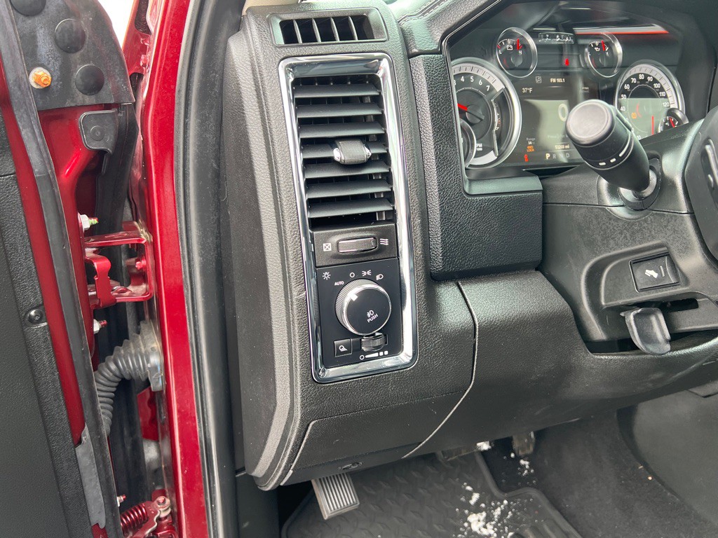 2018 RAM 2500 Image 16