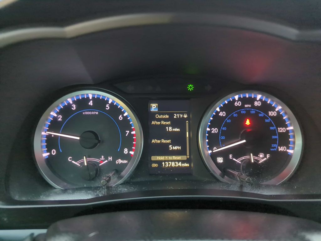 2017 Toyota Highlander Image 16