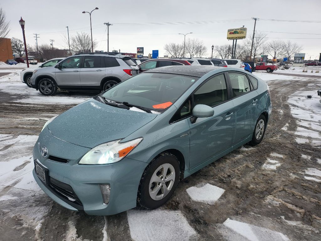 2014 Toyota Prius Image 2