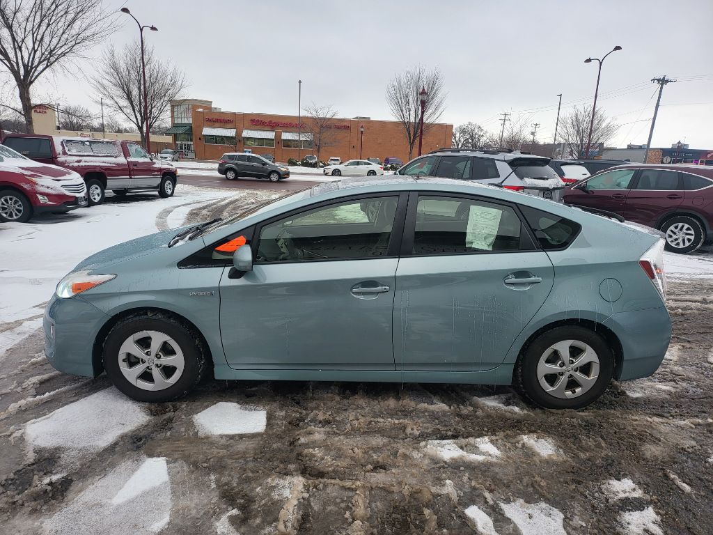 2014 Toyota Prius Image 3