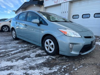 Image for 2014 Toyota Prius Three ID: 7048513