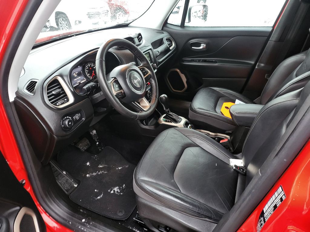 2016 Jeep Renegade Image 8