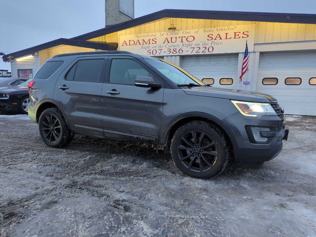 2017 Ford Explorer Image 2