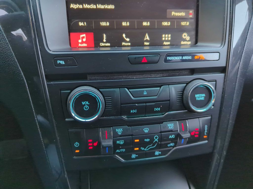 2017 Ford Explorer Image 20