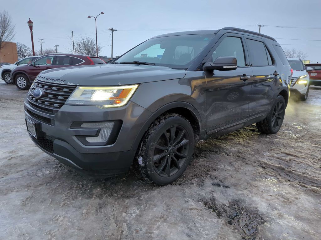 2017 Ford Explorer Image 30