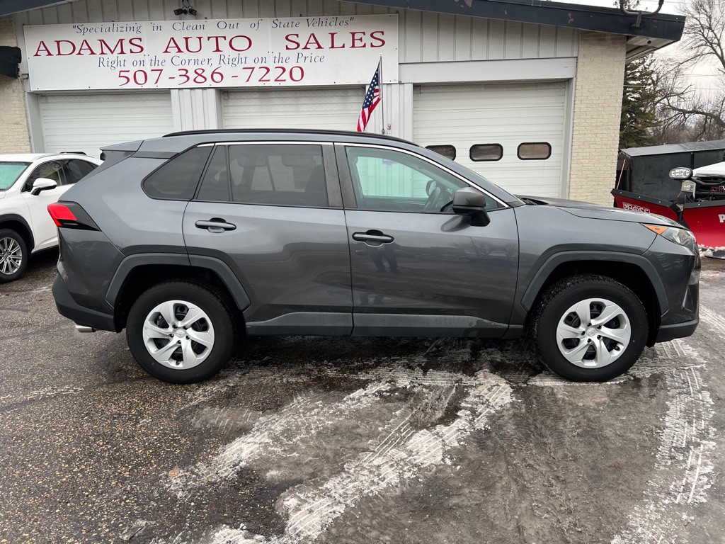 2019 Toyota Rav4 Image 2