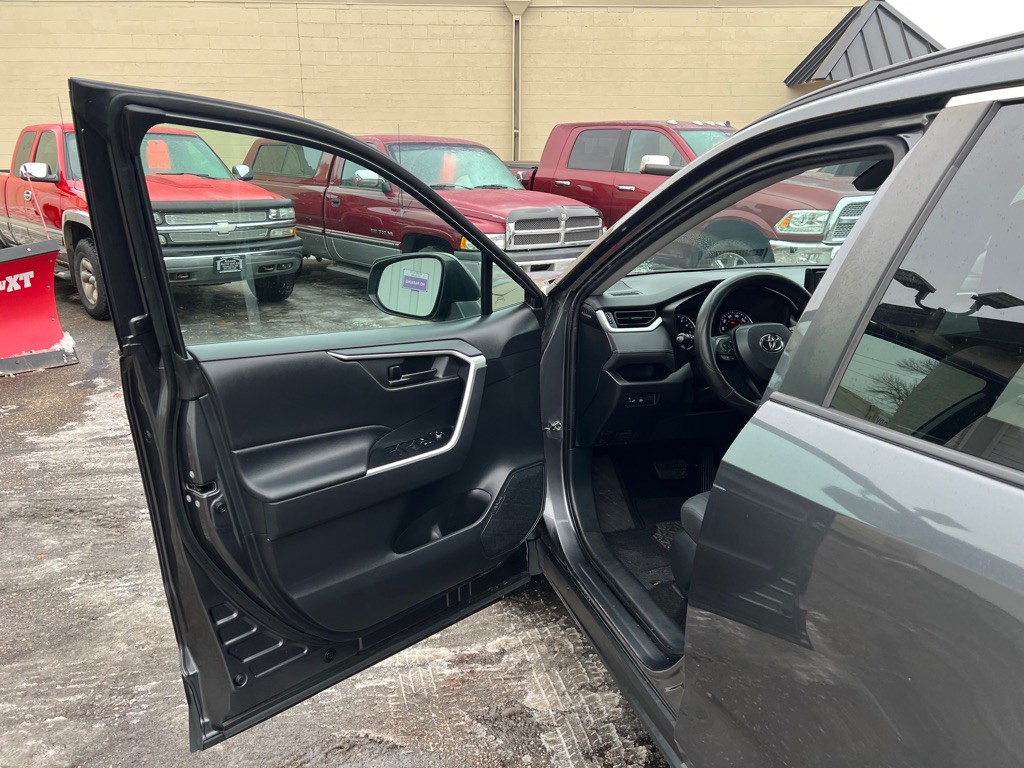 2019 Toyota Rav4 Image 14