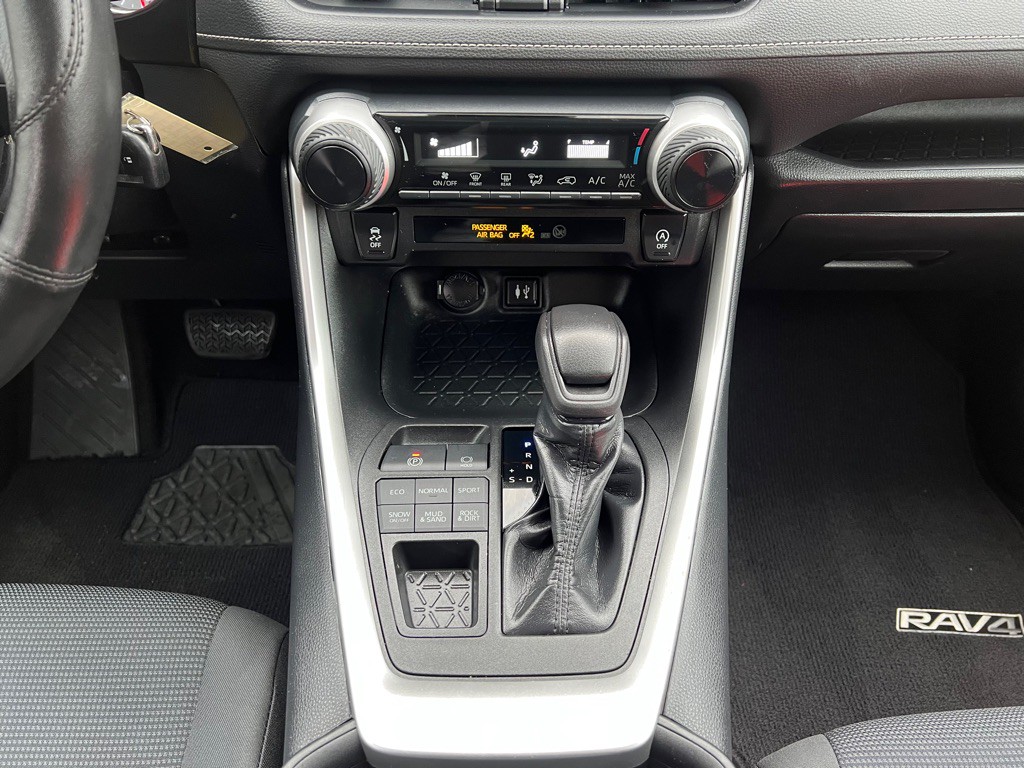 2019 Toyota Rav4 Image 23