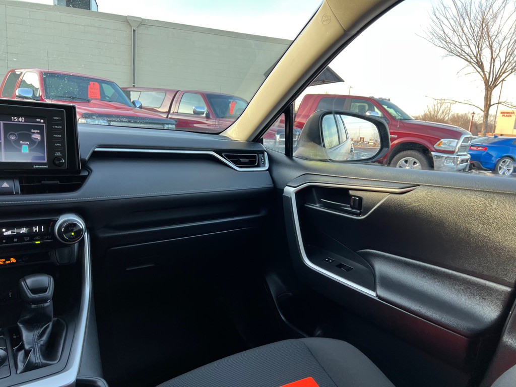 2020 Toyota Rav4 Image 12