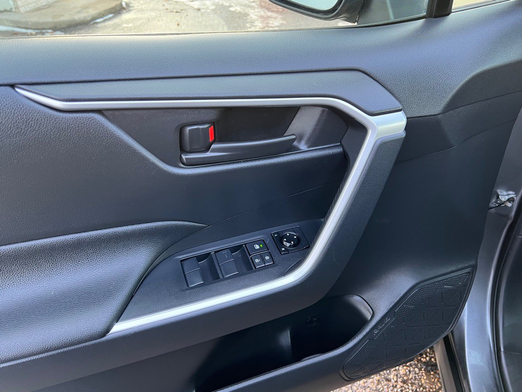 2020 Toyota Rav4 Image 16