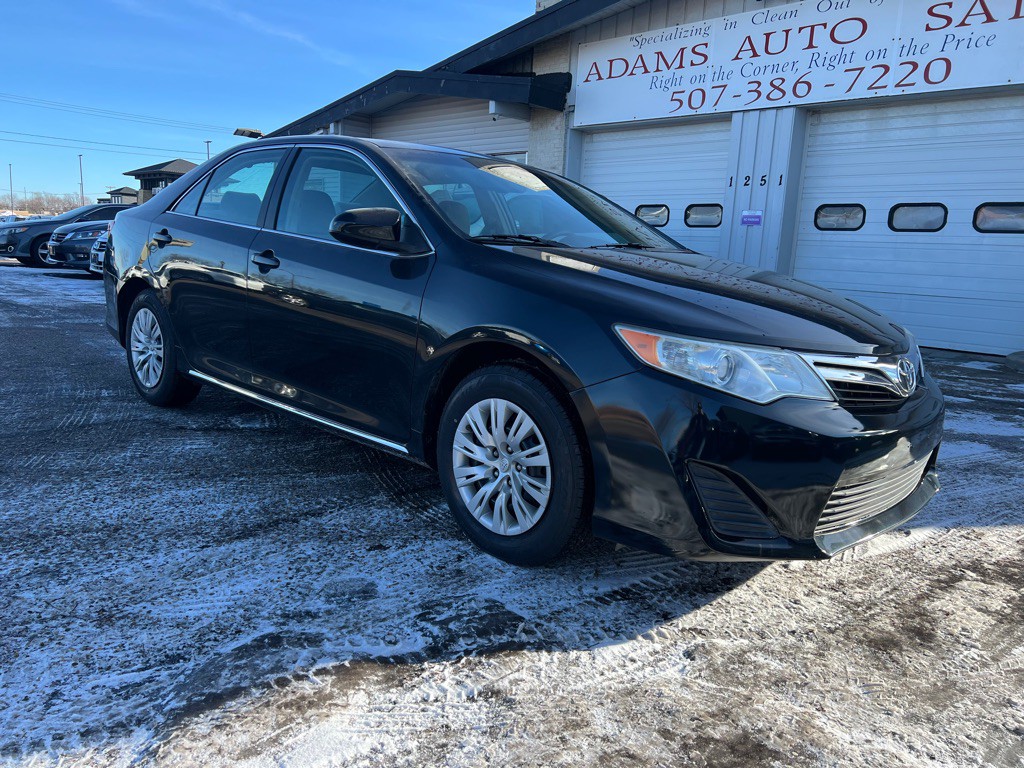 2012 Toyota Camry Image 1