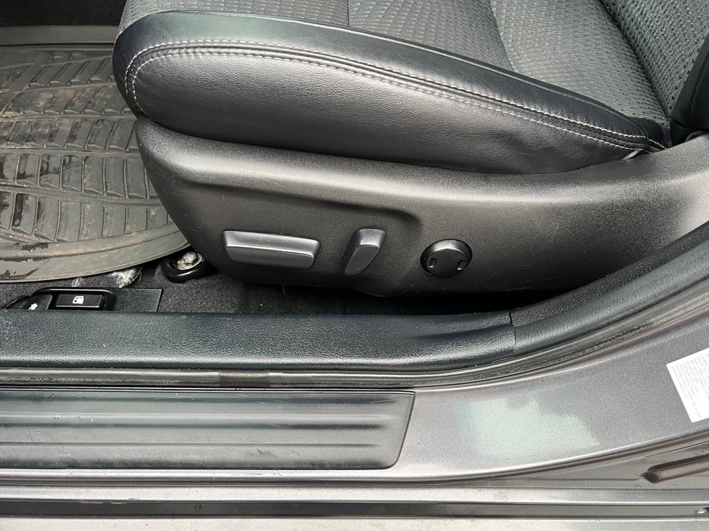 2014 Toyota Camry Image 15