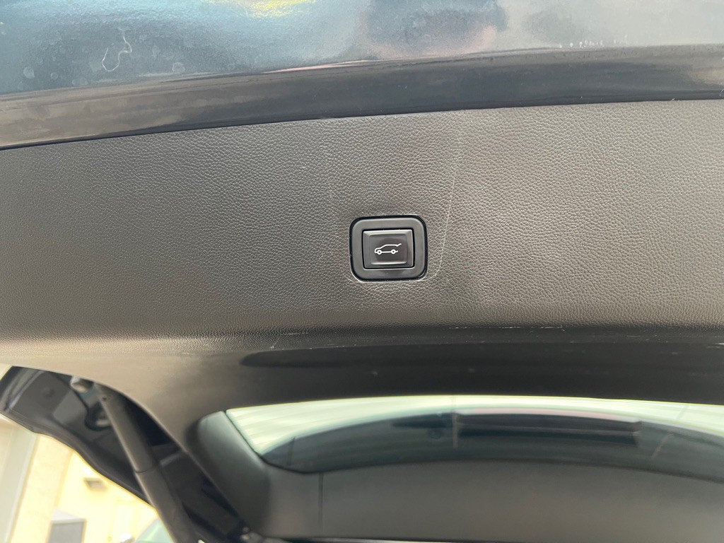 2020 Chevrolet Traverse Image 8