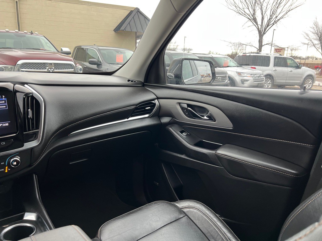 2020 Chevrolet Traverse Image 13