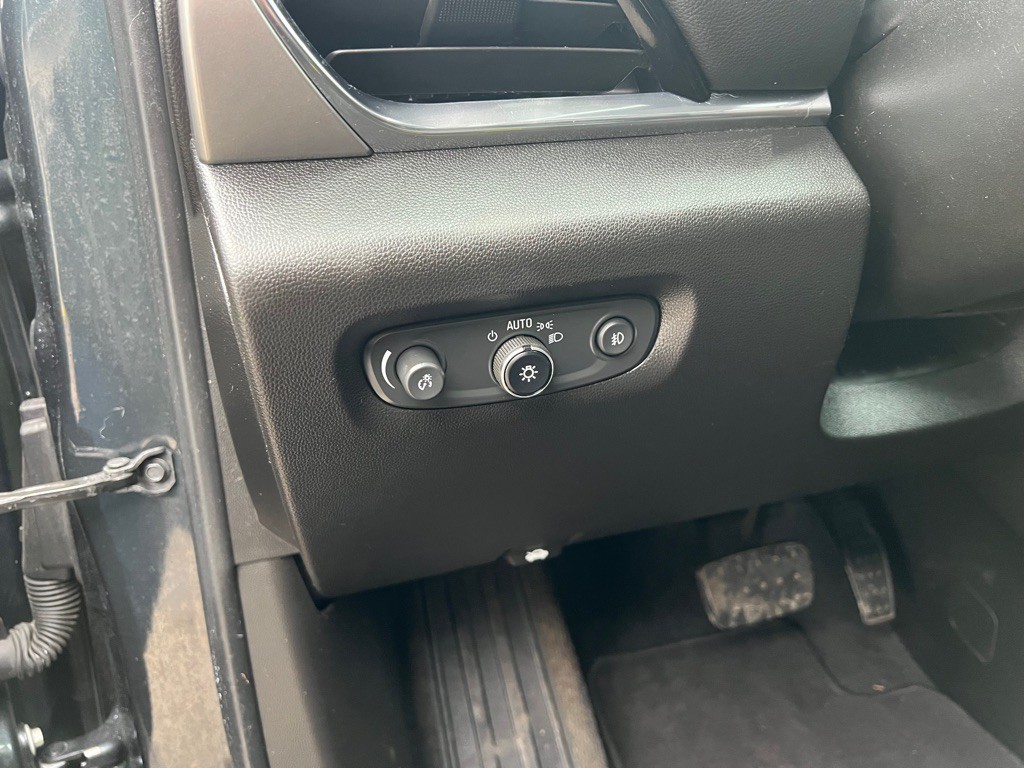 2020 Chevrolet Traverse Image 21