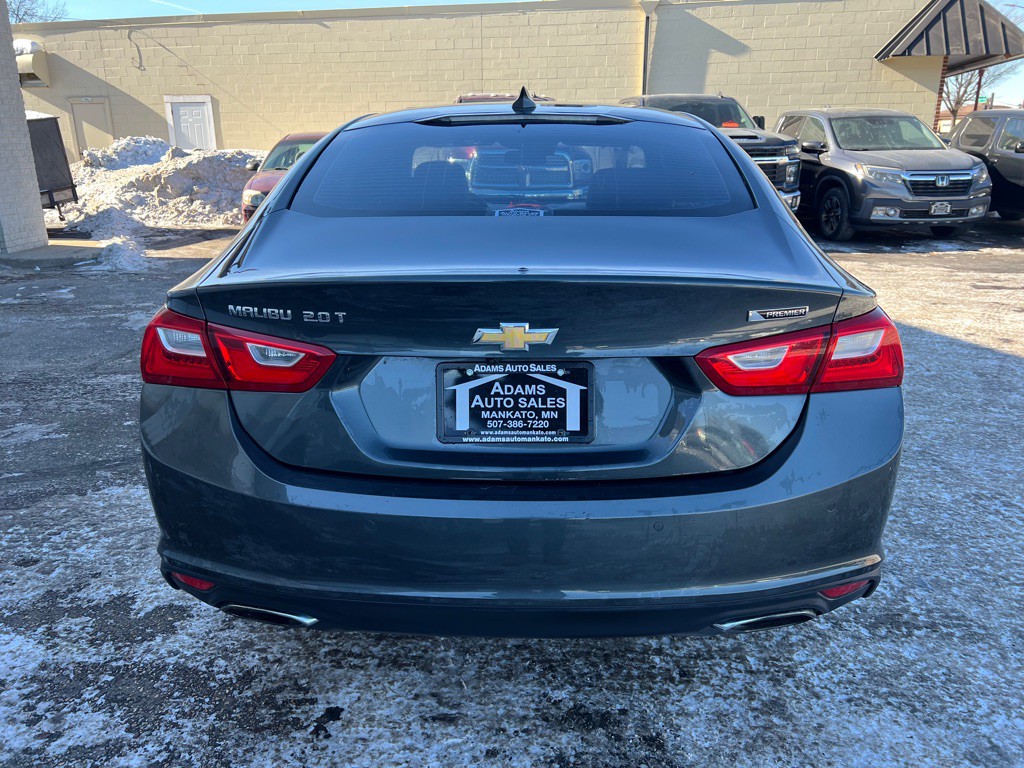 2017 Chevrolet Malibu Image 5