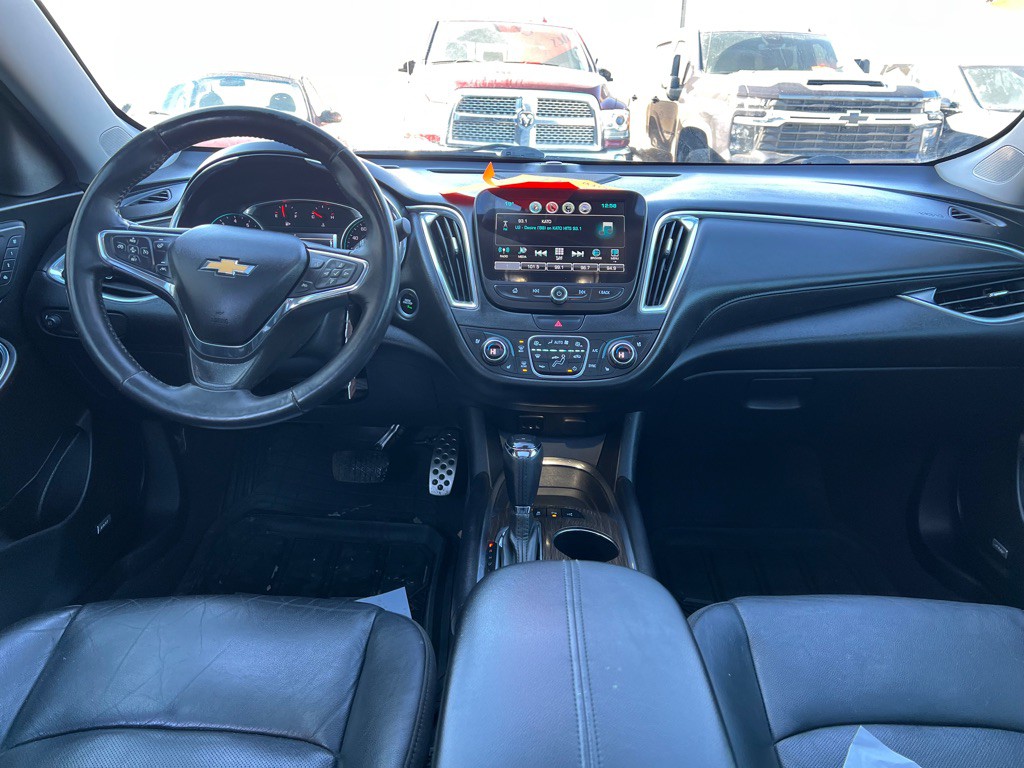 2017 Chevrolet Malibu Image 10