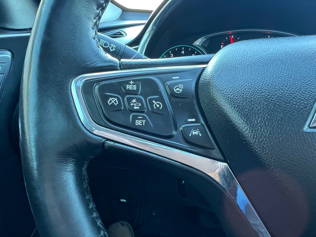 2017 Chevrolet Malibu Image 17