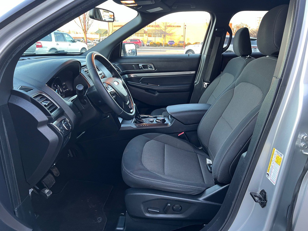 2019 Ford Explorer Image 18