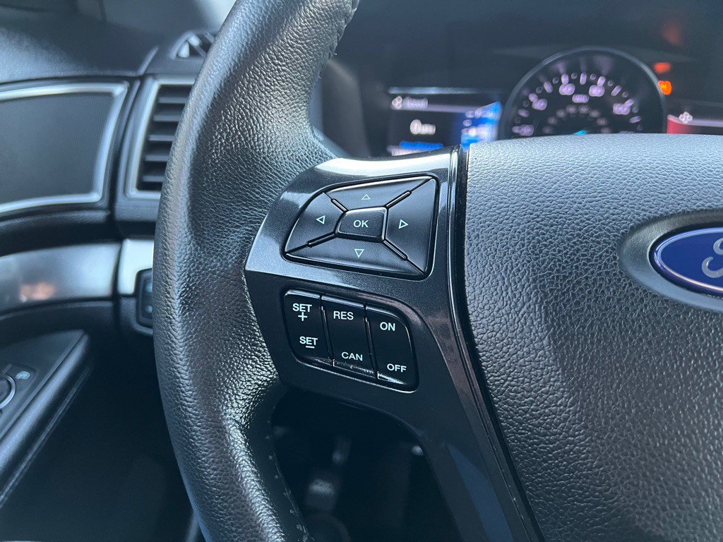 2019 Ford Explorer Image 23