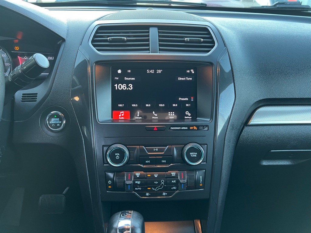 2019 Ford Explorer Image 25