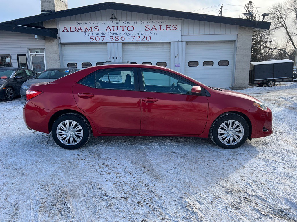 2018 Toyota Corolla Image 2