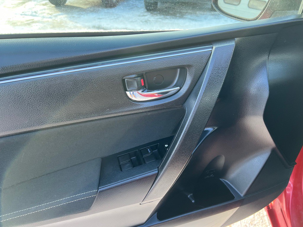 2018 Toyota Corolla Image 13