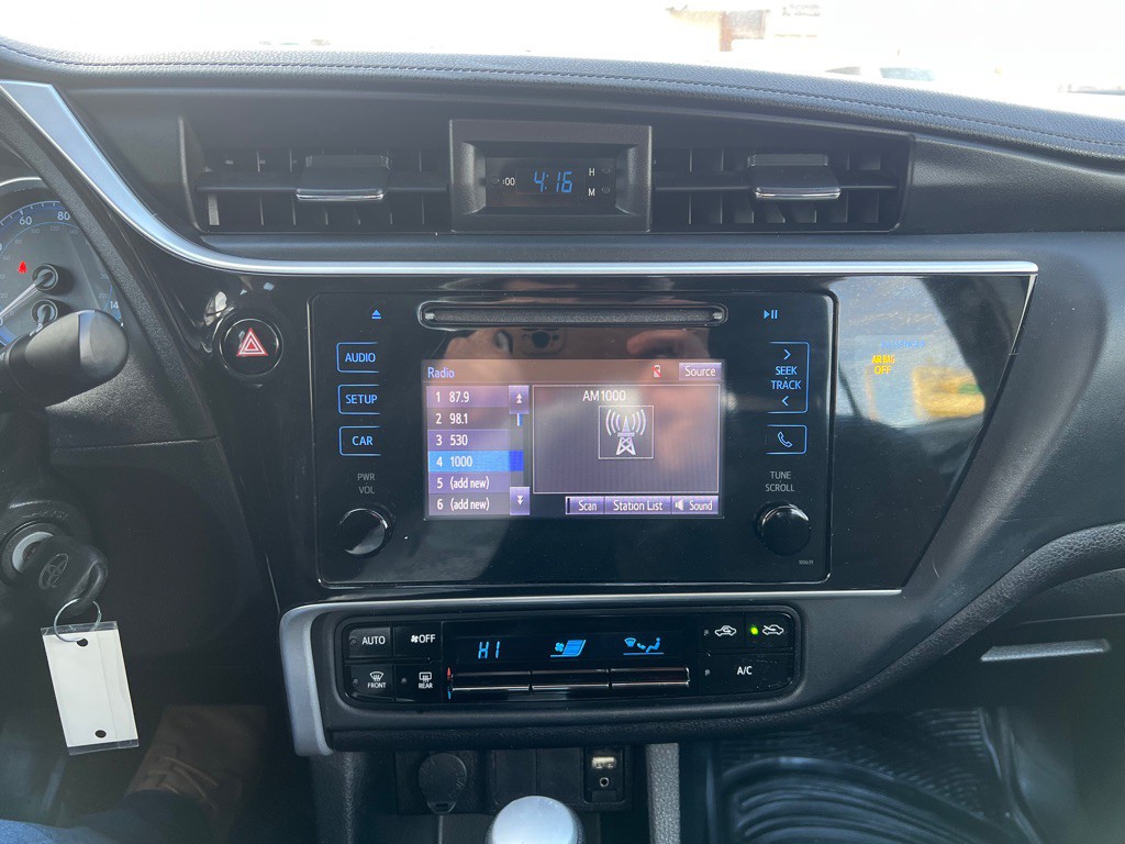 2018 Toyota Corolla Image 19