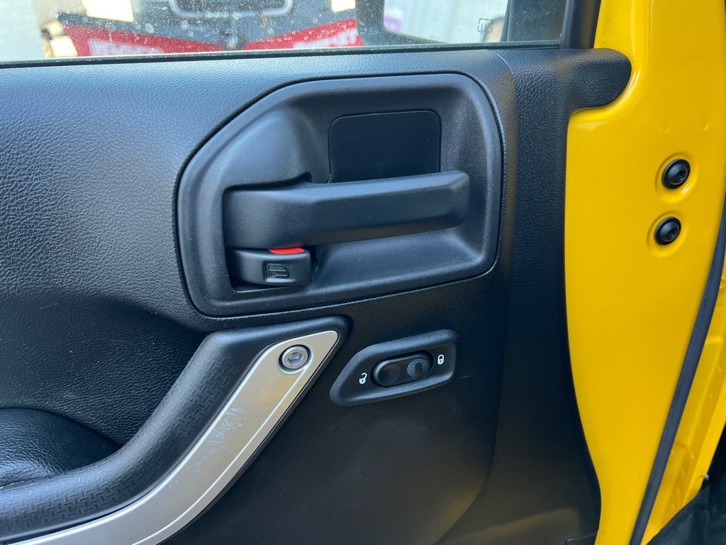 2015 Jeep Wrangler Unlimited Image 15