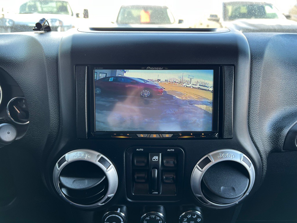 2015 Jeep Wrangler Unlimited Image 23