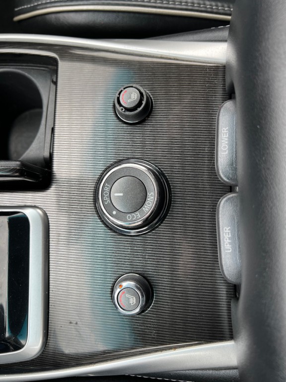 2016 INFINITI QX60 Image 25