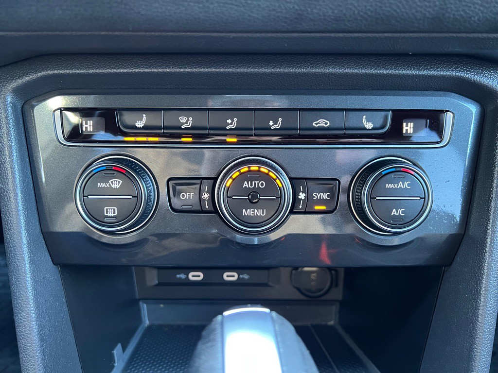 2021 Volkswagen Tiguan Image 25