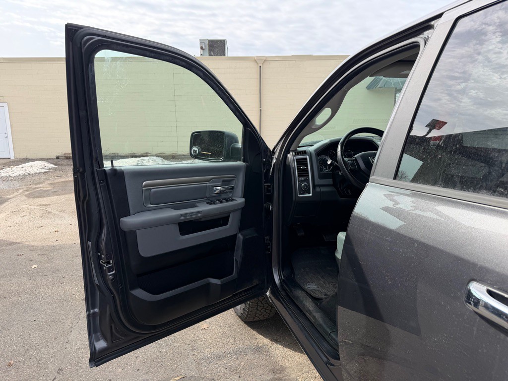 2018 RAM 1500 Image 12