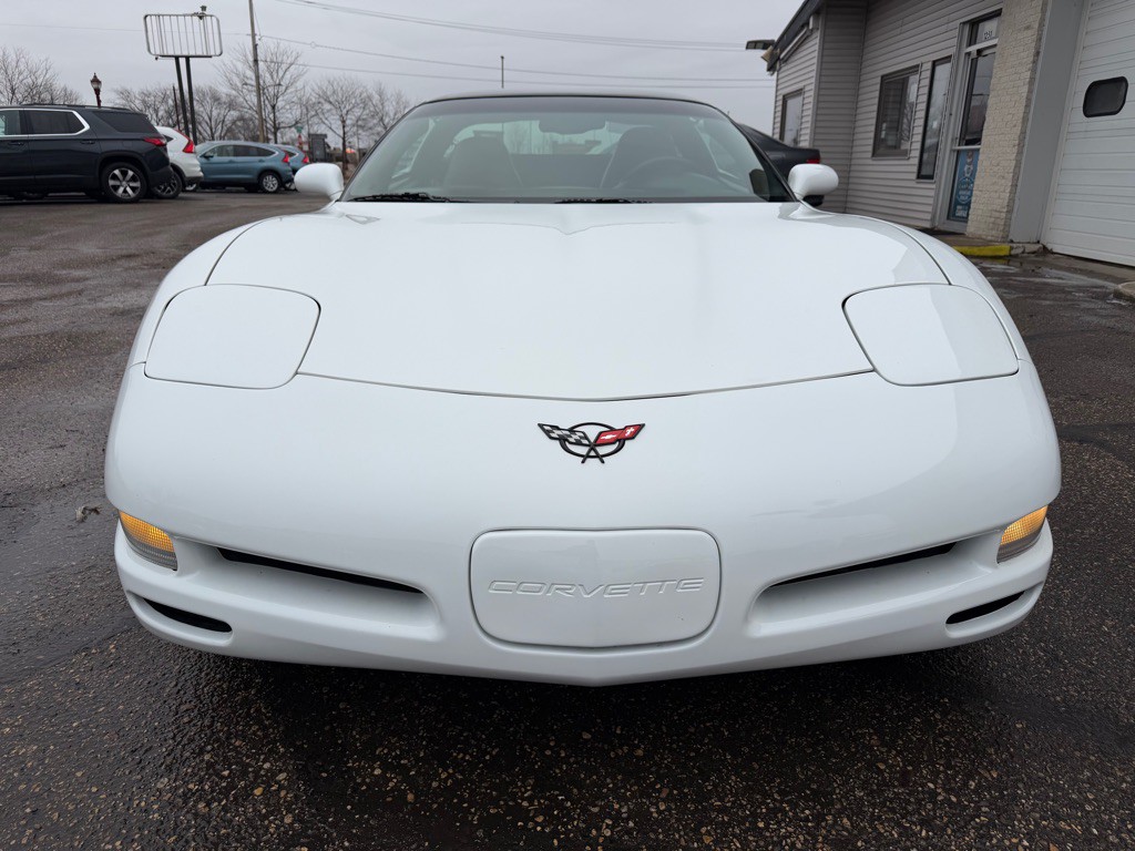 1998 Chevrolet Corvette Image 3