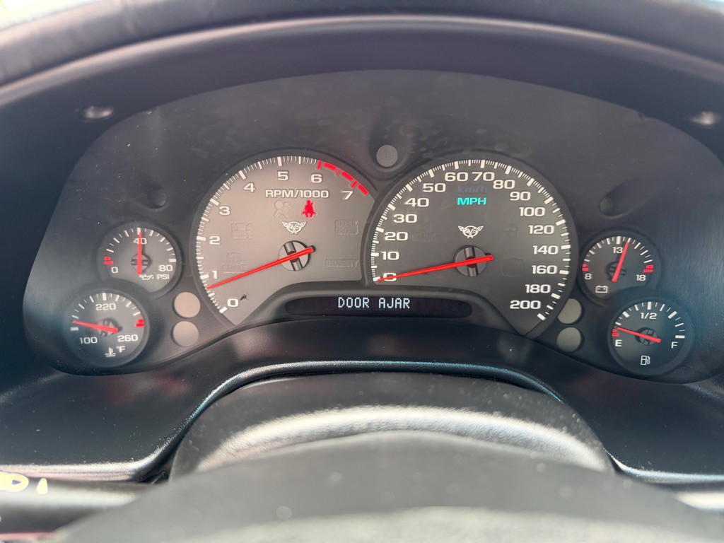 1998 Chevrolet Corvette Image 15