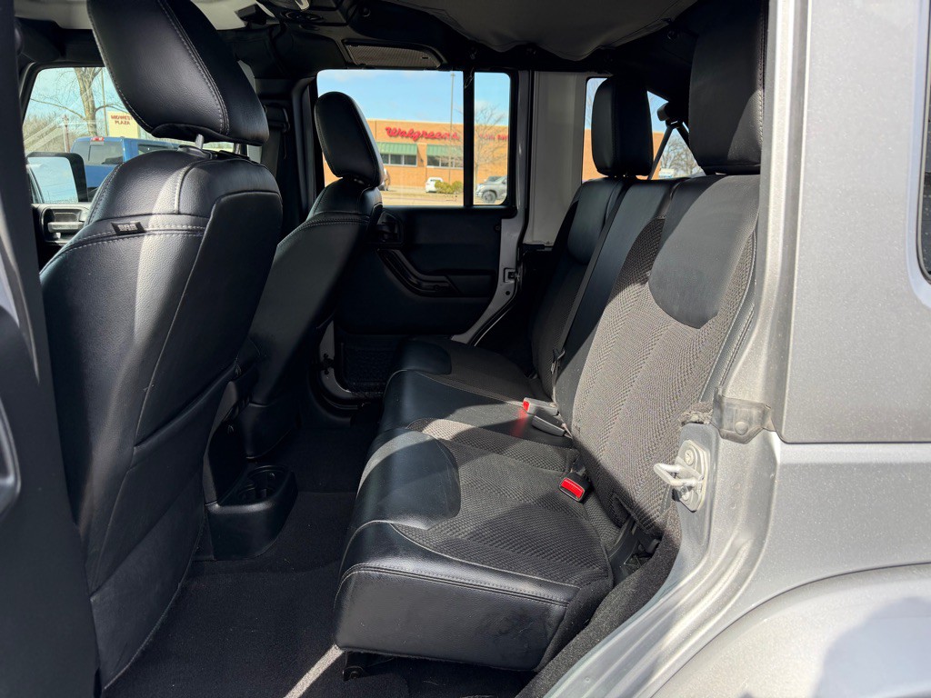 2017 Jeep Wrangler Unlimited Image 11