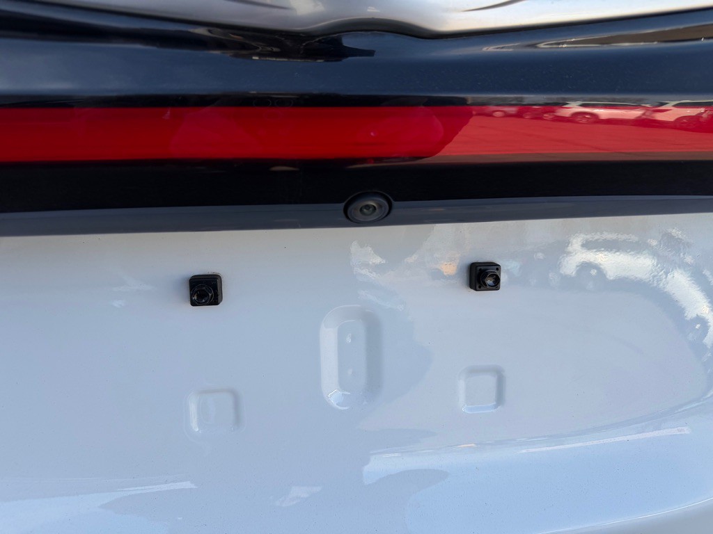 2023 Chrysler Pacifica Image 7