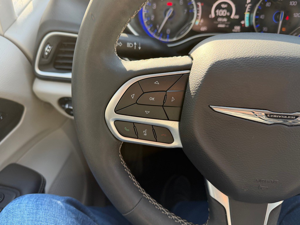 2023 Chrysler Pacifica Image 20