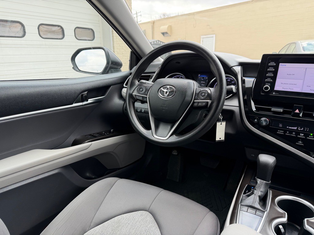 2023 Toyota Camry Image 11