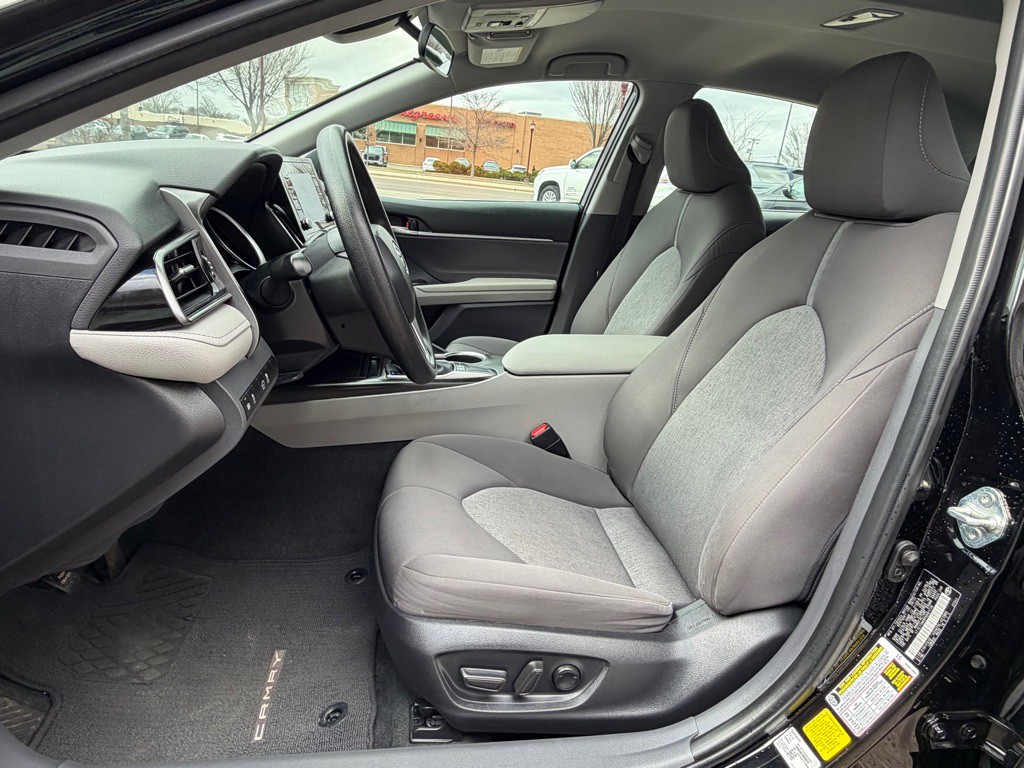 2023 Toyota Camry Image 14