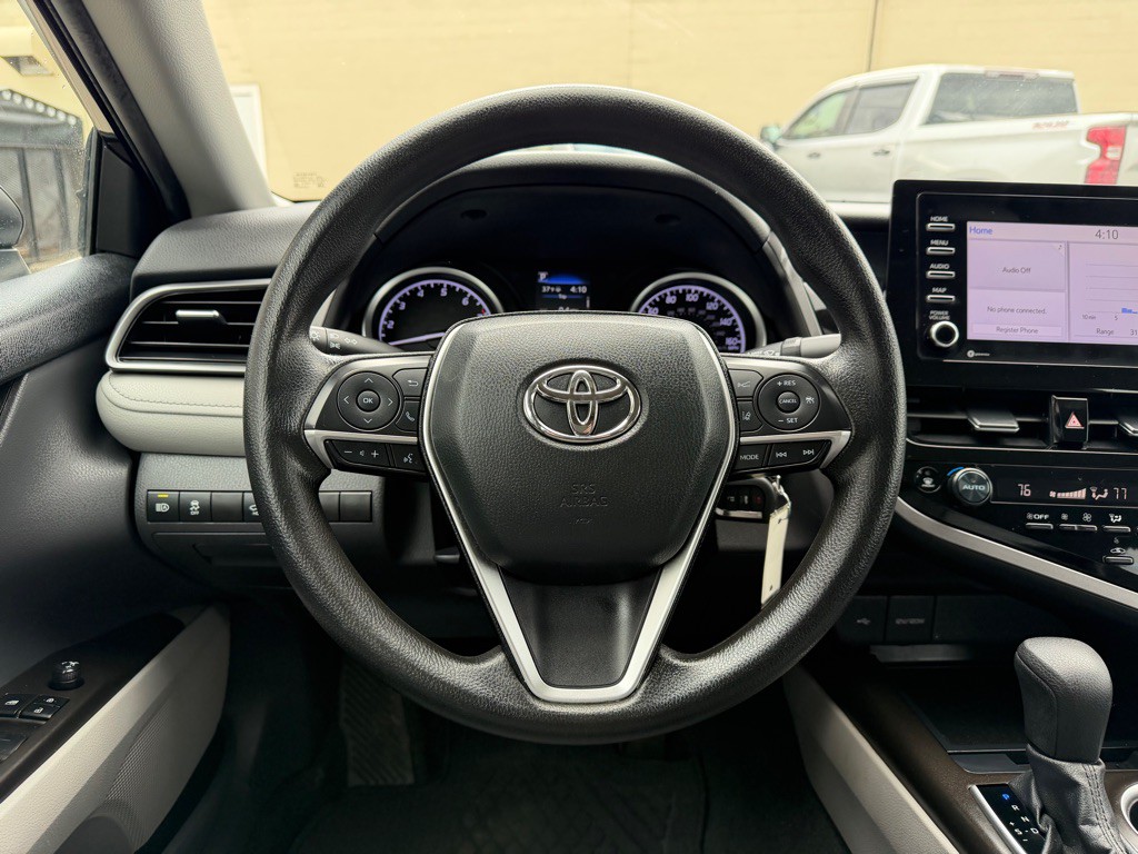 2023 Toyota Camry Image 15