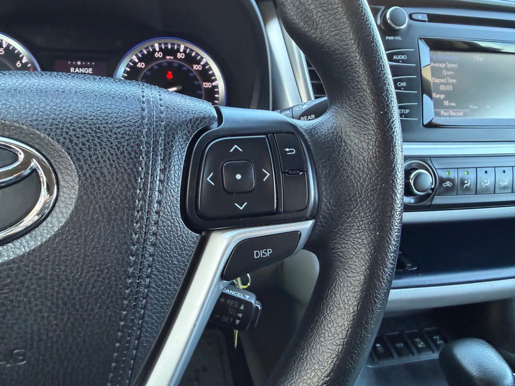 2016 Toyota Highlander Image 20