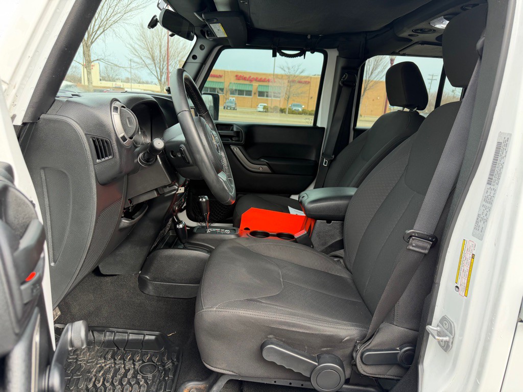 2016 Jeep Wrangler Unlimited Image 16
