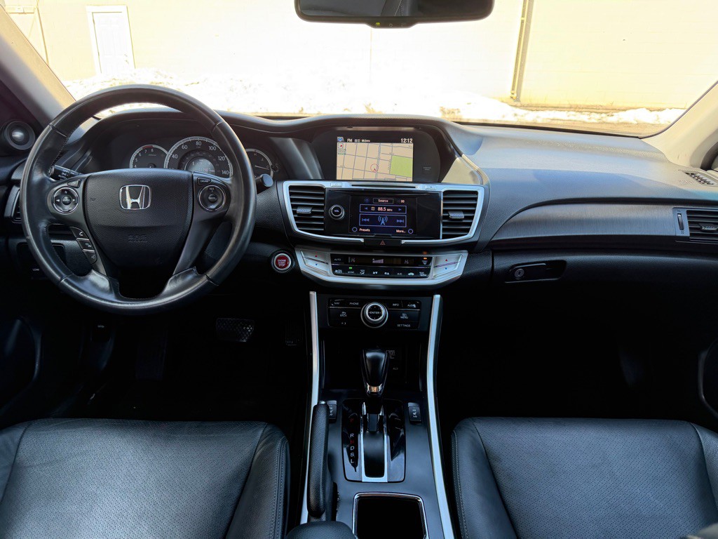 2013 Honda Accord Image 11