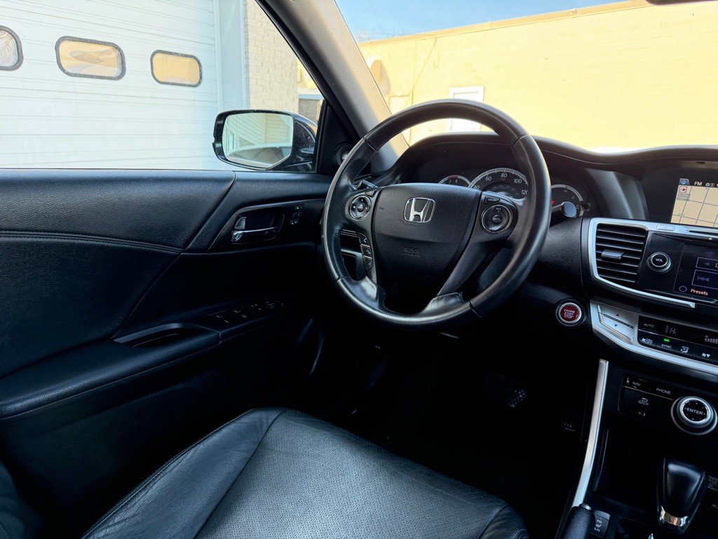 2013 Honda Accord Image 12