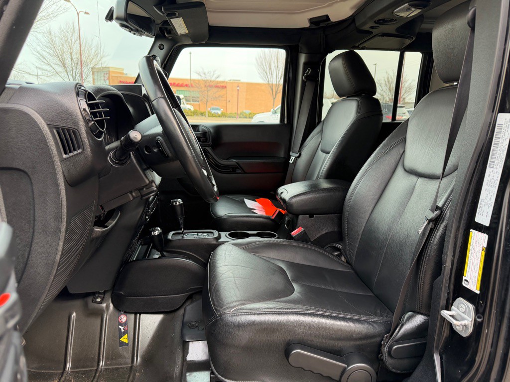 2015 Jeep Wrangler Unlimited Image 13