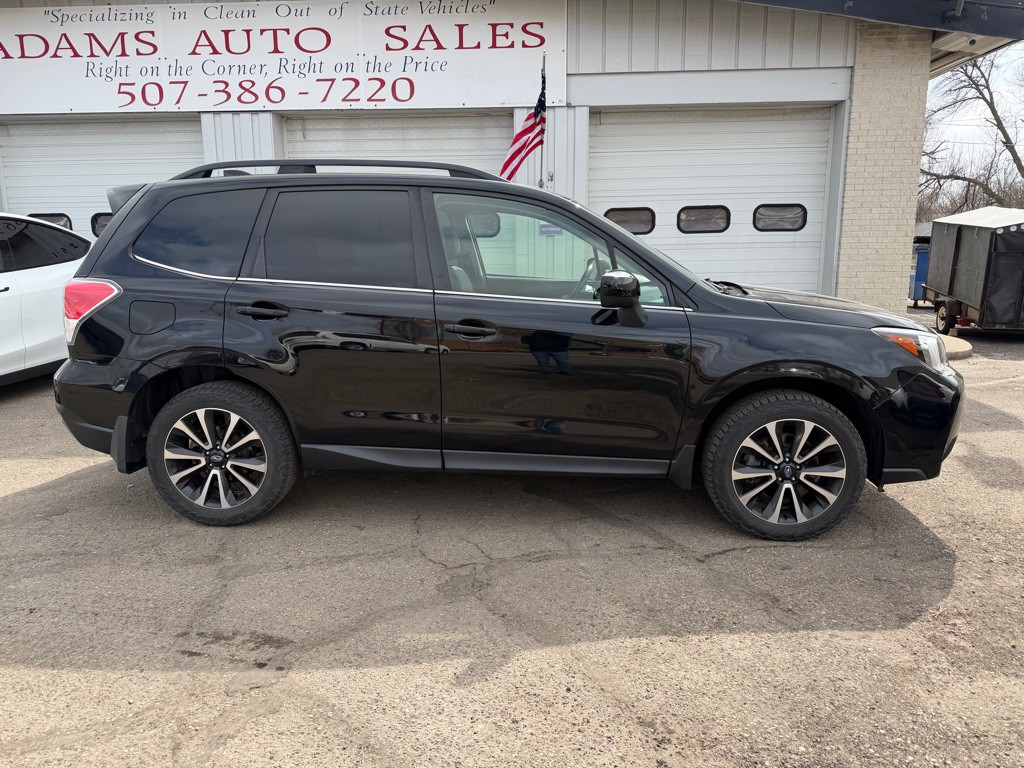 2017 Subaru Forester Image 2